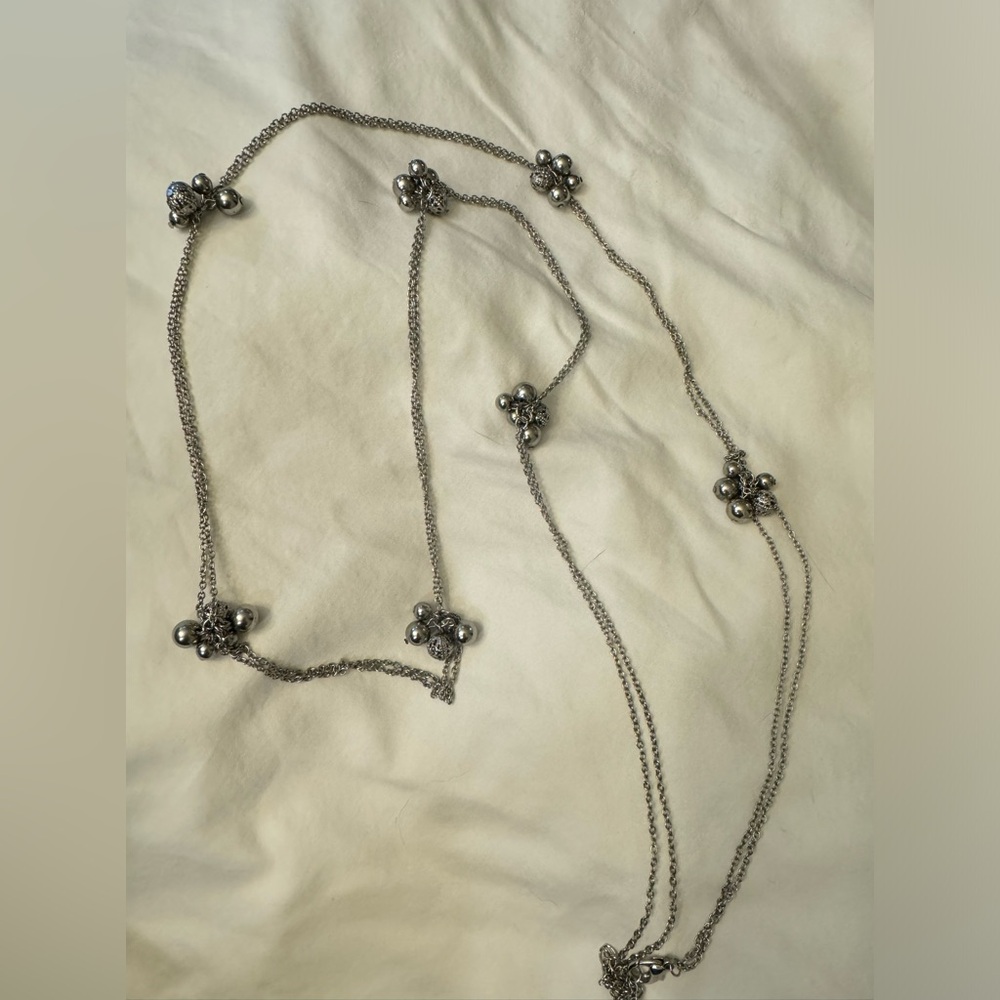 Long bead clump necklace